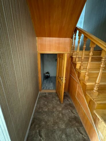 Həyət evləri və villaların satışı: 2 mərtəbəli həyət evi - Geniş işıqlı otaqlar, yüksək tavanlar — 9