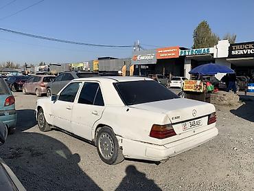 mercedesbe: Mercedes-Benz W124: 1991 г., 2.6 л, Автомат, Бензин, Седан — 4
