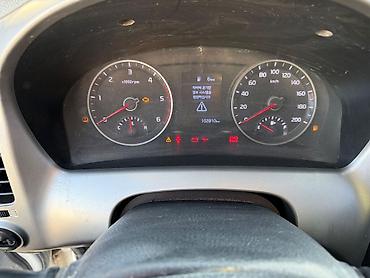 Kia: Kia BONGO: 2020 г., 2.4 л, Дизель — 9