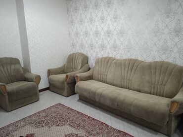 мягкая мебель надежда: Прямой диван, Б/у