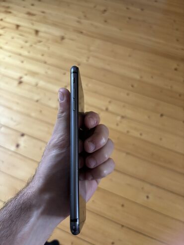 nod 8: IPhone 8 Plus, 64 GB, Jet Black, Barmaq izi