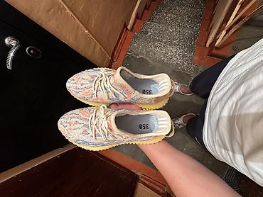 yeezy foam runner: Мужские кроссовки, 43, Adidas, Новый — 1