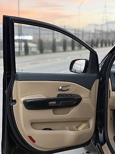 Kia: Kia Carnival: 2017 г., 2.2 л, Типтроник, Дизель, Минивэн at lalafo.kg — 7 Kia: Kia Carnival: 2017 г., 2.2 л, Типтроник, Дизель, Минивэн — 7