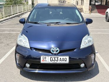 runx alex: Toyota Prius: 2015 г., 1.8 л, Вариатор, Гибрид, Хетчбек