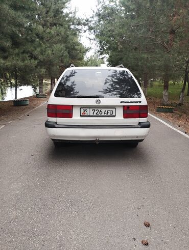 кир машине: Volkswagen Passat: 1995 г., 1.8 л, Механика, Бензин, Универсал