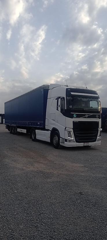 фура волво: Тягач, Volvo, Шторный — 3