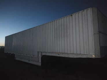 грузовой мерседес 814: Прицеп, Контейнеровоз