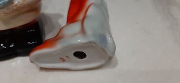 Ev üçün digər mallar: Ağ rəngdə, oval formalı, üzərində kiçik naxışlar olan boşqab — 4