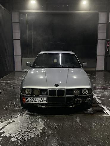 BMW: BMW 5 series: 1992 г., Бензин, Седан — 14