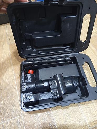 yağ ceken: Forsage T90304S hidravlik “bottle jack” krikosu - Yükgötürmə gücü: 3 — 5