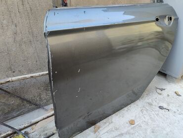 Avtomobil qapıları: Ford Fusion avtomobili üçün arxa sol qapı satılır, bütün cızıqlar və — 1