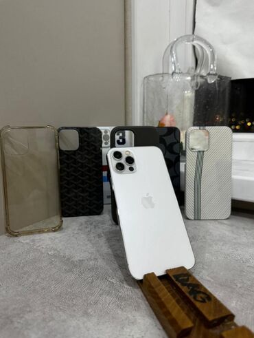 Apple iPhone: IPhone 12 Pro Max, Серебристый — 11