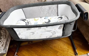 Digər mebel: Oğlan və qız üçün, Yeni, Dördbucaq, Beşik, Dəst ilə, Matras ilə, Yellənmə mexanizm ilə