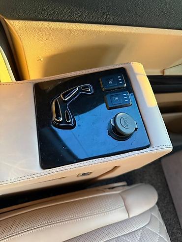 карнива: Kia Carnival: 2020 г., 2.2 л, Автомат, Дизель, Минивэн — 4