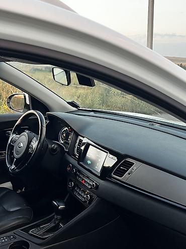 niro: Kia Niro: 2016 г., 1.6 л, Робот, Гибрид, Кроссовер — 5