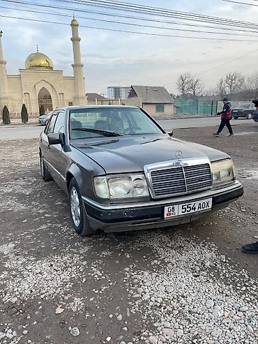 Mercedes-Benz: Mercedes-Benz W124: 1990 г. — 2