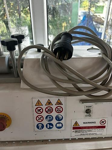 islenmis kompressor satisi: Yağ çəkən aparat 3 fazayla işləyir çox super aparatdır (qarğıdalı — 5