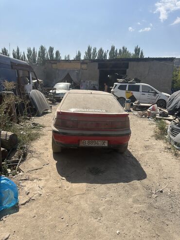 мазда френди: Mazda 323: 1993 г., 1.6 л, Механика, Бензин, Хэтчбэк
