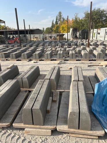 Дорожные бордюры: Дорожный бордюр, Прессованный, Бетонный, Новый — 6