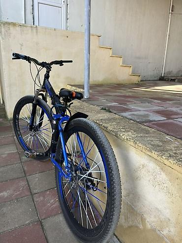 işlenmiş velosiped: Dağ velosipedi – 29təkər, disk əyləcli - Korpus: yüngül alaşımlı — 2