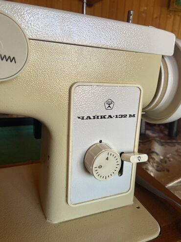 Tikiş maşınları: Tikiş maşını Chayka, Yeni,Elektromexaniki, 6 saplı, Ünvandan götürmə — 3