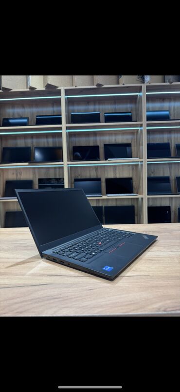 ay fon: İşlənmiş Lenovo ThinkPad, 14 ", Intel Core i5, 256 GB, Ünvandan götürmə, Pulsuz çatdırılma