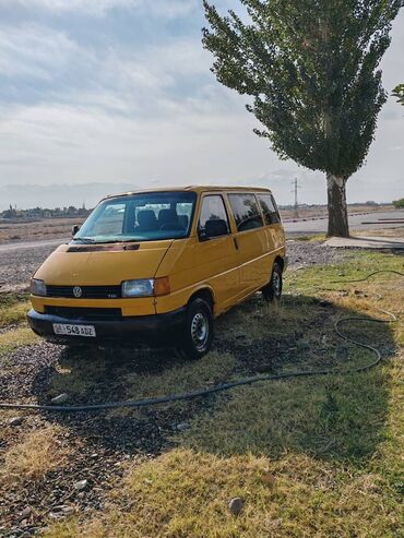 продажа авто с последующим выкупом: Volkswagen Transporter: 2002 г., 2.5 л, Механика, Дизель