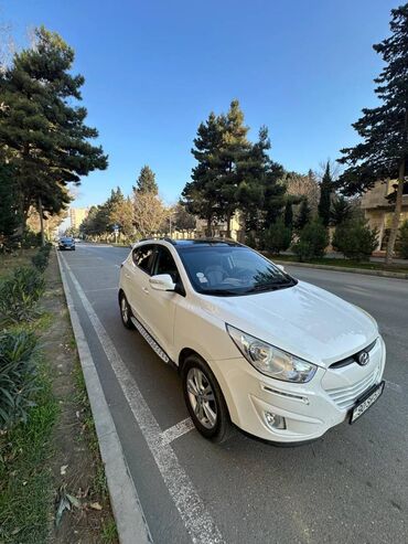 Hyundai: Hyundai Tucson: 2 l | 2013 il Ofrouder/SUV — 4