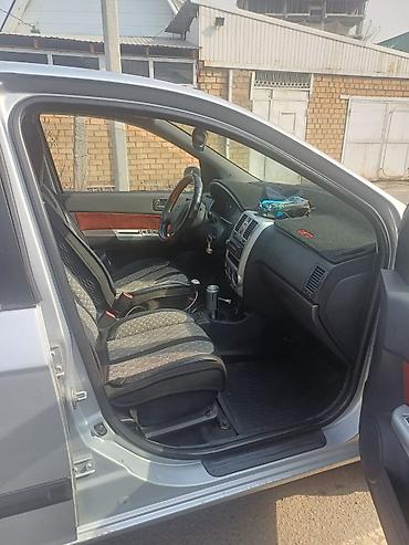 e2 byd: Hyundai Getz: 2008 г., Бензин — 3