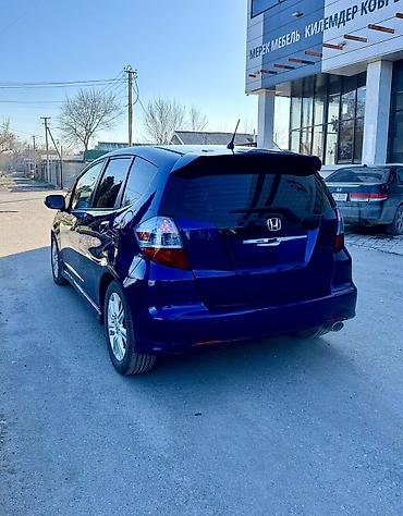 Honda: Honda Fit: 2009 г., 1.5 л, Вариатор, Бензин, Хэтчбэк — 5