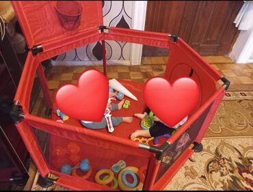 kubik rubik timer: Uşaq üçün oyun manesi / playpen - Rəng: qırmızı - Forma: çoxbucaqlı