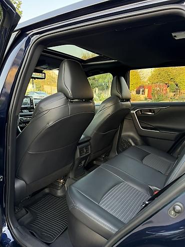 Toyota: Toyota RAV4: 2019 г., 2.5 л, Вариатор, Гибрид, Кроссовер — 11