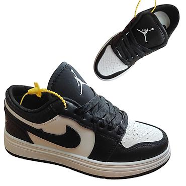 Кроссовки и спортивная обувь: Кроссовки низкие в стиле баскетбольной классики - Модели: несколько — 1