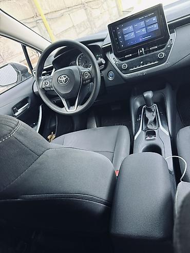Toyota: Toyota Corolla: 2022 г., 1.8 л, Вариатор, Гибрид, Седан — 10