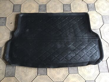 багажник на авто бу: Чёрный полик в багажник с бортами Лексус рх-300 1 кузов