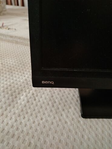 Kompüter və noutbuk aksesuarları: BenQ G700AD LCD monitor - Ekran: 17 düym, geniş kənarlı klassik