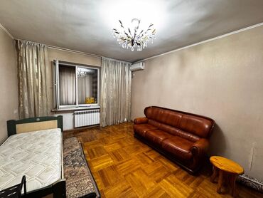 Продажа квартир: 3 комнаты, 70 м², Индивидуалка, 1 этаж, Косметический ремонт — 1