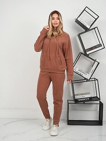 Женская одежда: Женский спортивный костюм из мягкого трикотажа (джоггеры + худи). - — 3
