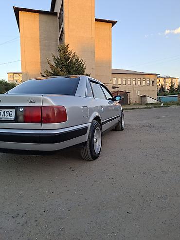 крыло матиз 2: Audi 100: 1991 г., 2 л, Механика, Бензин, Седан — 4
