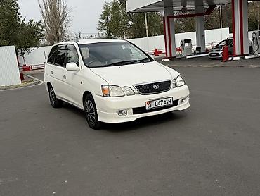 Toyota: Toyota Gaia: 2001 г., 2 л, Автомат, Бензин, Минивэн — 2