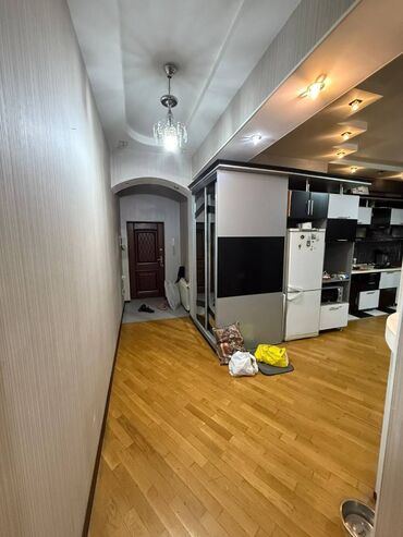 Uzunmüddətli kirayə mənzillər: Evdə bir işləyən xanım yaşayır və yalnız bir işləyən xanım — 12