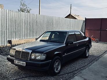 bmw g80: Mercedes-Benz W124: 1992 г., 0.2 л, Седан — 4