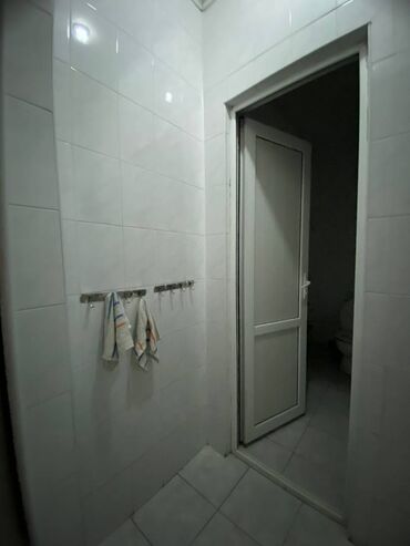 Digər kommersiya daşınmaz əmlakı: Bayilda yerləşən ümumi sahəsi 185 kv,m olan, təmirli baxca psixoloju — 17