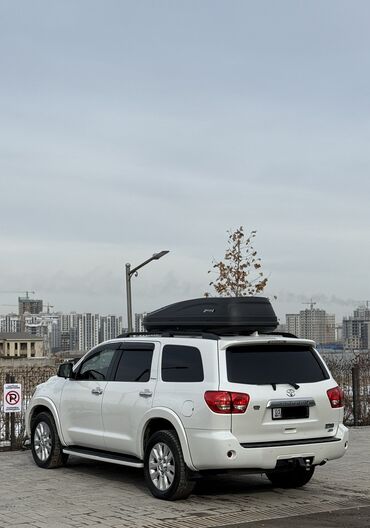 Toyota: Toyota Sequoia: 2011 г., 5.7 л, Автомат, Бензин, Внедорожник — 9