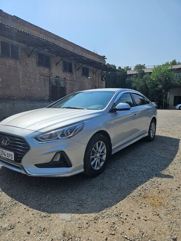 очень срочно нужны: Hyundai Sonata: 2017 г., 2 л, Автомат, Газ, Седан
