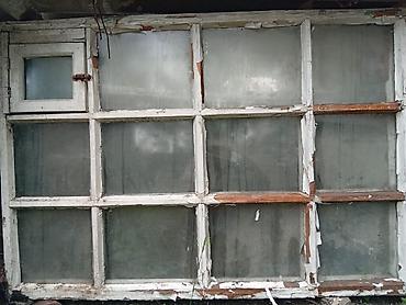 Продаю советское деревянное окно с форточкой - 800с. Находится в