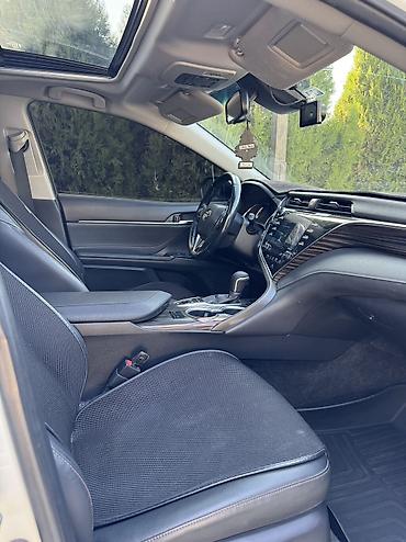 hybrid: Toyota Camry: 2018 г., 2.5 л, Вариатор, Гибрид, Седан — 8