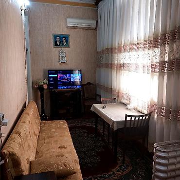 Mənzillər: Başlıq: 28 May metrosu yaxınlığında, mərkəzdə 3 otaqlı mənzil satılır! — 9