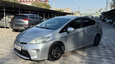 экономичные машины: Toyota Prius: 2012 г., 1.8 л, Вариатор, Гибрид, Хэтчбэк