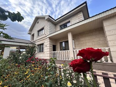 местоположение: Дом, 270 м², 9 комнат, Риэлтор, Дизайнерский ремонт